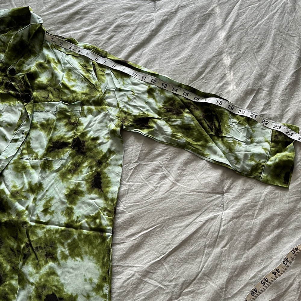 Green Coverup Long Sleeve collared shirt Swimsuit ButtonDown - Picture 6 of 12